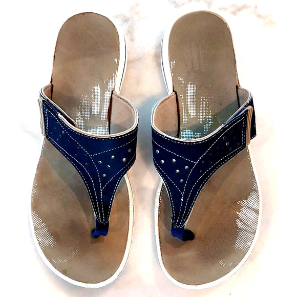 Clarks Brinkley Star Navy Thong Sandal - size 10 - Picture 1 of 5